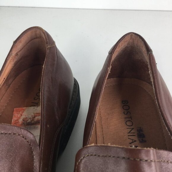Bostonian Leather Loafers Slip on Style 29024 size 11 M